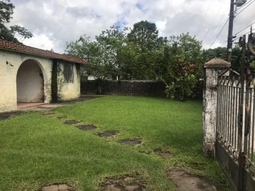 Ótima Chácara Com 04 Dormitórios Em Itanhaém - Ch016