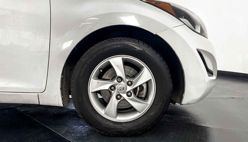 Imagen 13 de 15 de 35671 - Hyundai Elantra 2016 Con Garantía