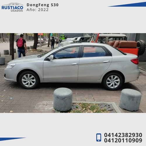 Imagen 3 de 10 de Dong Feng S30 Sedan