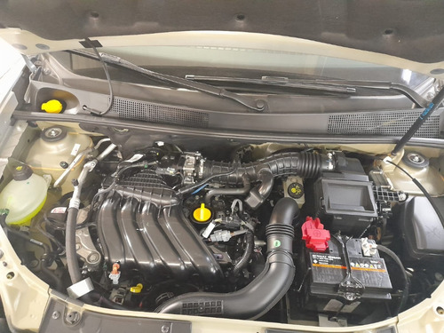 Imagen 14 de 15 de Renault Logan Intense 1.6 (ma)