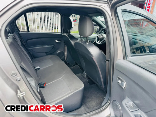 Renault Logan 1.6 Life Plus