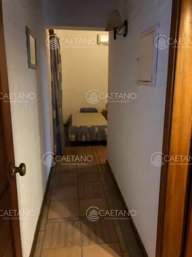 Hermosa Casa, Ubicada En Uno De Las Mejores Zonas Del Balneario!
