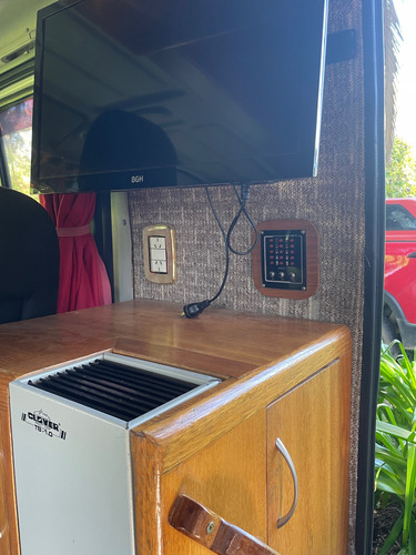 Motor Home Totalmente Equipado