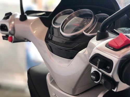 Imagen 6 de 13 de Piaggio Mp3 Yourban Lt, Financiacion Del 50% Por Bbva.
