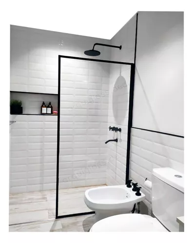 16 ideas de mamparas para un baño más moderno: negras, cromadas, con  barrotillo y ¡hasta blancas! (con shopping)