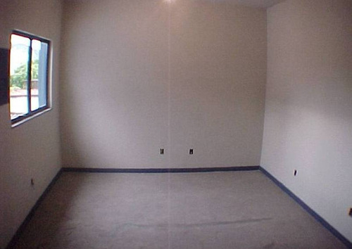 Vendo Prédio Comercial De 456m² Bem Arejado E Seguro Ao Lado Do Centro Do Rj