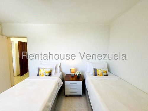Apartamento En Venta Los Caobos 25-13230
