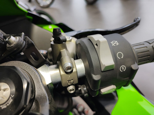 Imagen 13 de 20 de Kawasaki Zx10r Zx10 R 2023 (no S1000rr Panigale R1 Cbr1000r)