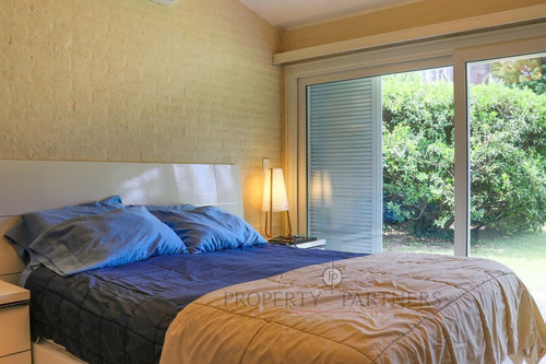 Imagen 11 de 15 de Impecable Casa Para Vivir Todo El Año, A Pasos De Punta Shop