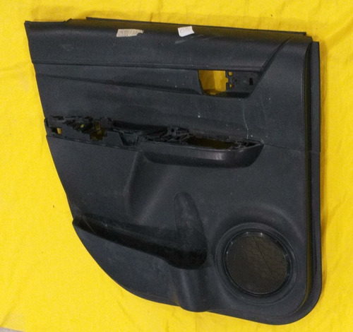 Vestidura De Puerta Tras. Izq. Toyota Hilux 2016 - 2018