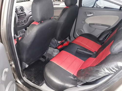 Fiat Palio Essence 5 Ptas 2013, Consecionario Oficial