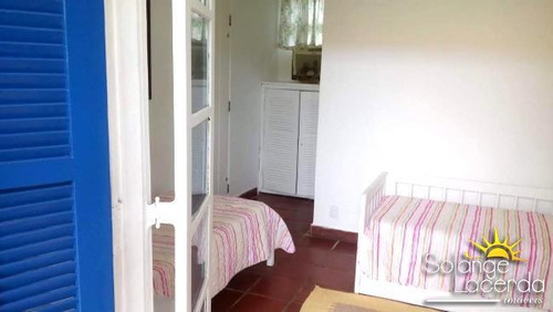 Imagem 21 de 22 de Ref. 1215- Casa A 100 Metros Da Praia - 510 M² Terreno - 4 Suítes - 1215
