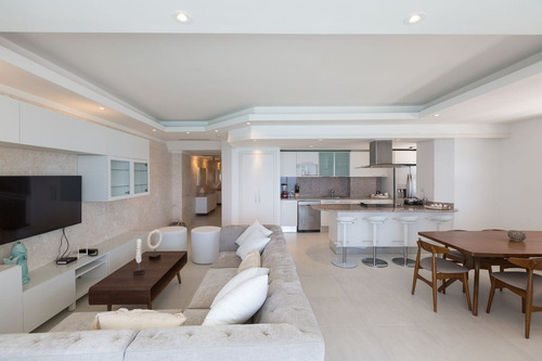 Vendo Lujoso Apartamento Ubicado En Marbella, Juan Dolió