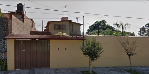 Remato Casa En: Agapando 32, Lt. 4, Mz. 30, Fracc. Las Brisas, Cuautla, Morelos.