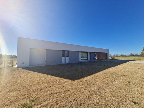 Imagen 1 de 30 de Casa En Venta En Campos De Roca Ii - Dacal Bienes Raices