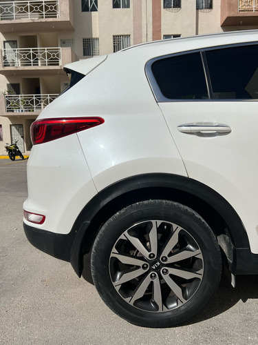 Kia Sportage Full