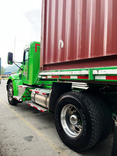 Minimula Patineta Kenworth 2013 Inca