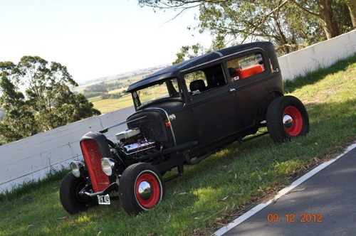 Ford A 1931 Old School