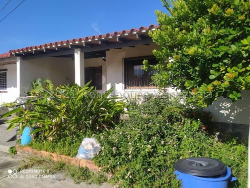 Imagen 14 de 30 de Casa En Venta En Ribereña Cabudare Lara 0-4-2-4-5-9-3-7-5-4-2 Cercano A La Fermín Toro