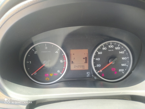 Imagen 7 de 13 de Mitsubishi L200 2019 2.5l