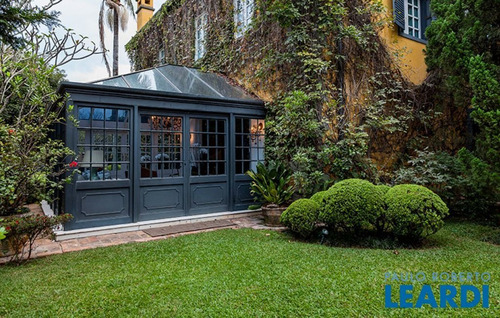 Imagem 8 de 15 de Casa Assobradada - Jardim América - Sp - 635200