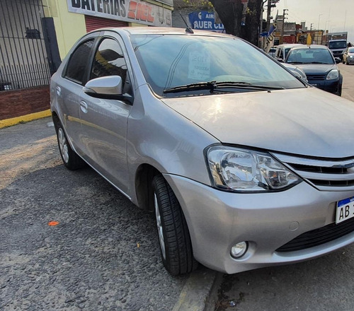 Toyota Etios 1.5 Sedan Xls 2017