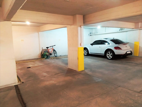 Imagen 5 de 11 de Venta Cochera En Zona Peatonal - Oportunidad
