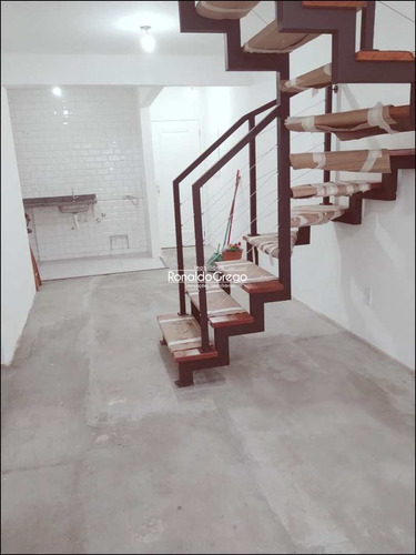 Imagem 26 de 30 de Cobertura Á Venda, Com 3 Dorms, Moema, Sp - R$ 735 Mil - V5775
