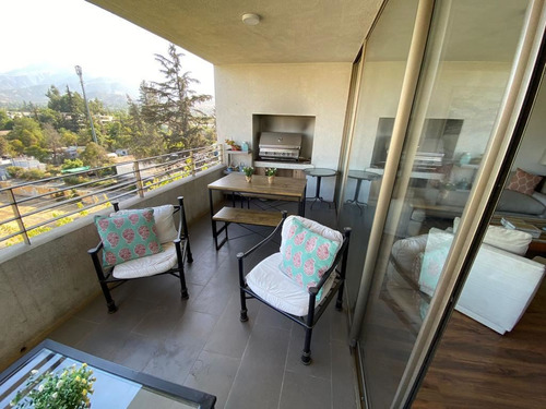 Departamento En Venta De 4 Dorm. Cercano Al Portal La Dehesa