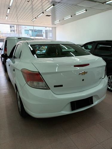 Imagen 5 de 10 de Chevrolet Prisma 2017 1.4 Joy Ls + 98cv