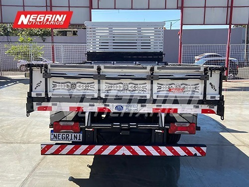 Imagem 8 de 15 de Iveco Daily 35150 3.0 Turbo Carroceira 2020 C/54.608 Km
