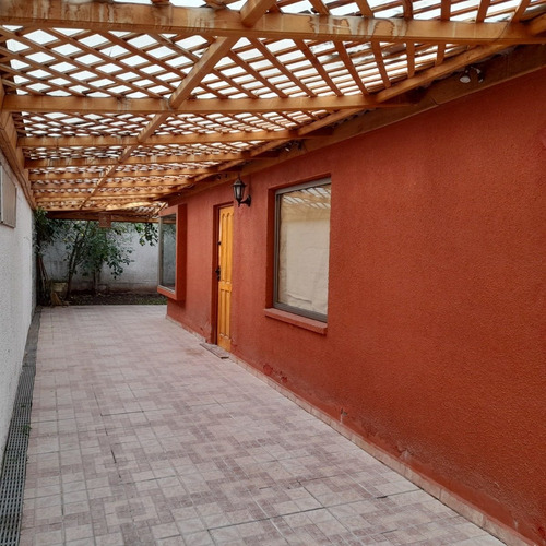 Imagen 1 de 29 de Casa En Pasaje Cerrado. Belleza, Iluminación Y Mucho Más...