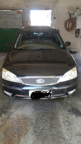 Ford Mondeo 2004 2.0 Ghia 4p