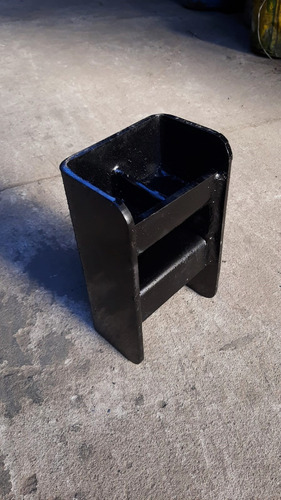 Caja Latera De Enganche 90x40 Mm Perforada Para Acoplado