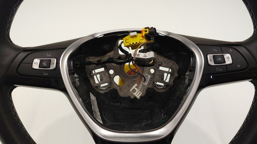 Imagem 7 de 8 de Volante Com Comando Central Vw Up Tsi 18-19 Original