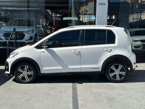 Volkswagen Up! up! Xtreme 1.0 TSI Total Flex 12V 5p