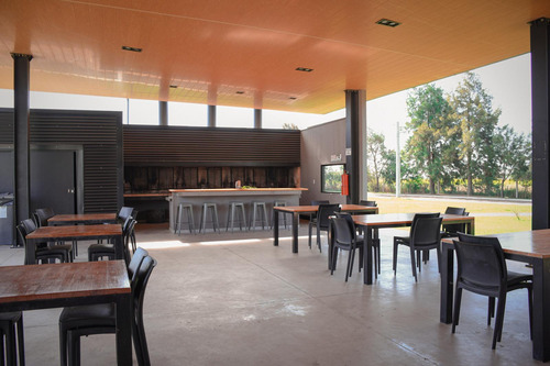 Terreno En Venta En Barrio Privado Pinares Del Sur