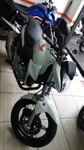 Imagem 7 de 9 de Cb 300 R 2014 Cartao,financio E Troco