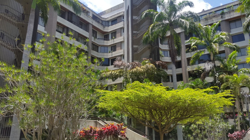 Colinas De Valle Arriba Venta Apartamento 330 M2aproximadamente, Espectacular Vista Al Avila,