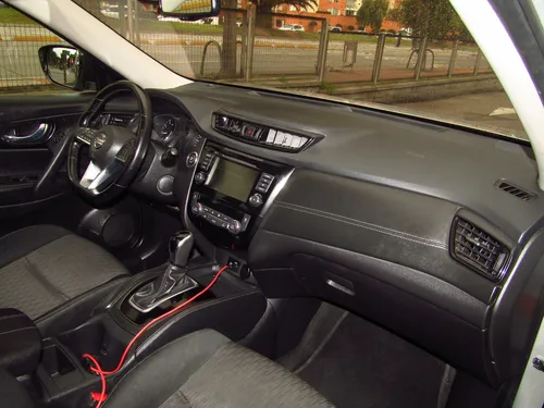 Nissan X-Trail 2.5 Advance Mt