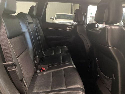 Imagen 10 de 15 de Jeep Grand Cherokee 2014 5.7 V8 Limited Lujo 4x2 At