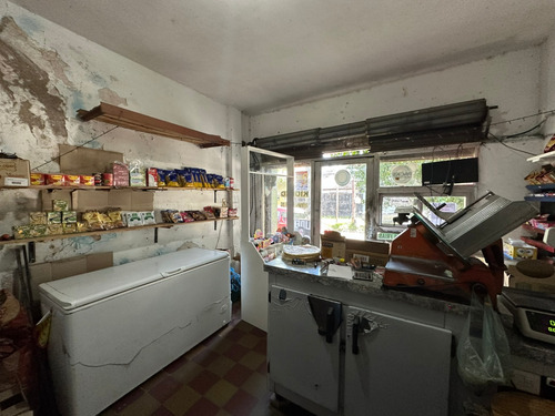 Venta Casa 2 Dormitorios Bernal Con Cochera