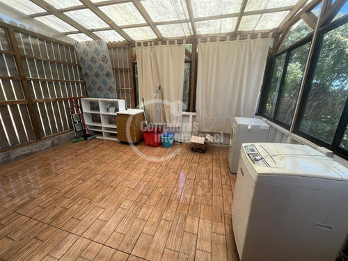Casa En Venta De 5 Dorm. En Santo Domingo