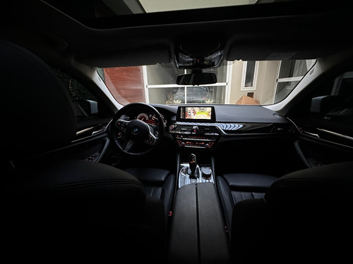 BMW Serie 5 3.0 530ia Sportline