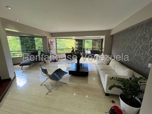 Apartamento En Venta En Clnas. De Valle Arriba Con Áreas Modernas Y Lujosas