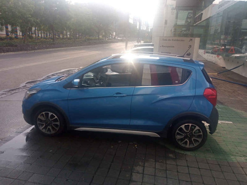 Imagen 2 de 15 de Chevrolet Spark 2018 5p Ltz L4/1.4 Man