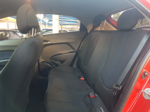 Imagem 9 de 10 de Hyundai Hb20