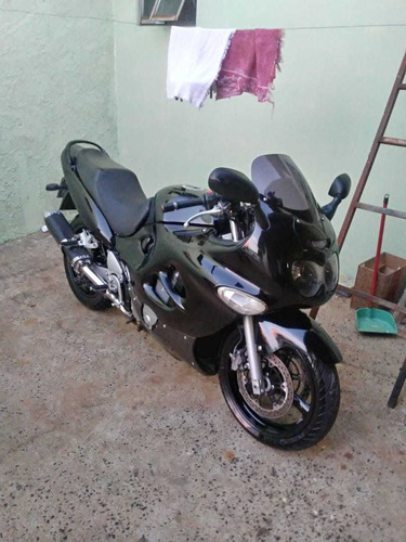 Suzuki Gsx 750 F