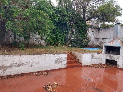 Casa En Parque V. Sarsfield Para Reciclar