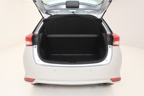 Imagen 14 de 17 de Yaris Xls Cvt 5p $ 8.806.955 Nm5